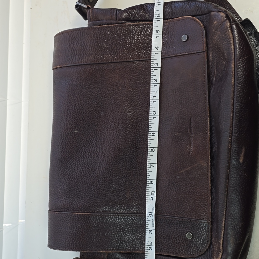 Kenneth Cole Brown Leather Messenger Bag - Picture 12 of 13